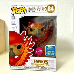 Exclusive Funko Pop Harry Potter #84 Fawkes Flocked SDCC 2019 Summer Convention